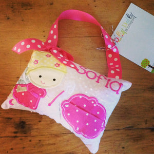 Girl's Tooth Fairy Pillow in Hot Pink and Pink, door or bedpost hanger, ToothFairy Pillow, Tooth Pillow