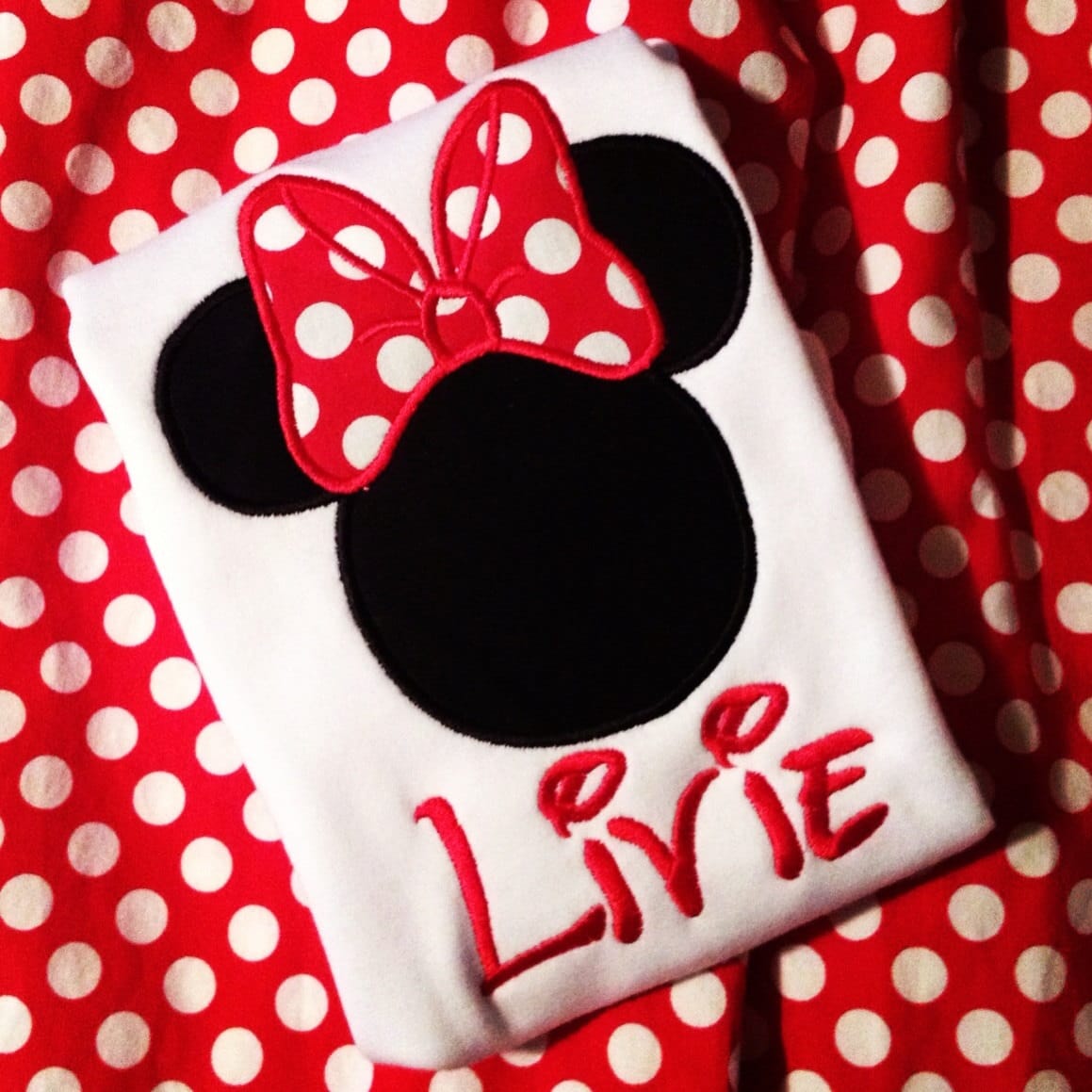 Minnie Mouse Tshirt, Minnie Appliquéd Tshirt or bodysuit, vacation tee, Girl's Minnie Tee
